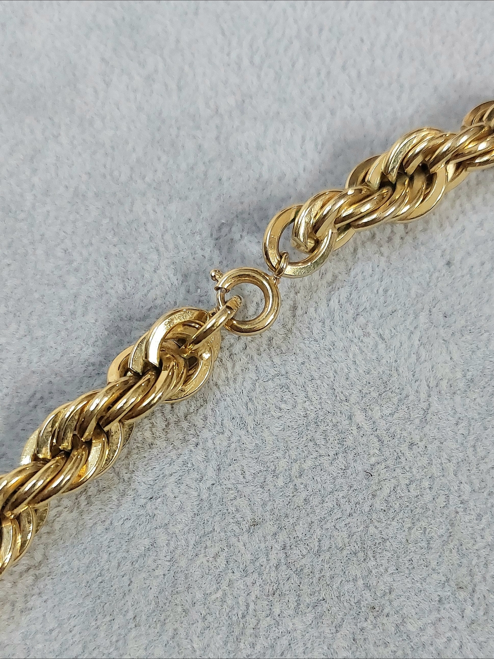 Chunky Gold Rope Chain Vintage Necklace - Women Jewelry - Picture 2 of 5